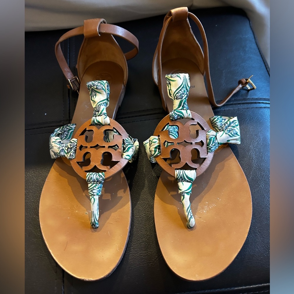 Tory Burch Miller Scarf Sandal EUC Sz 7.5 in tan/blue meridian